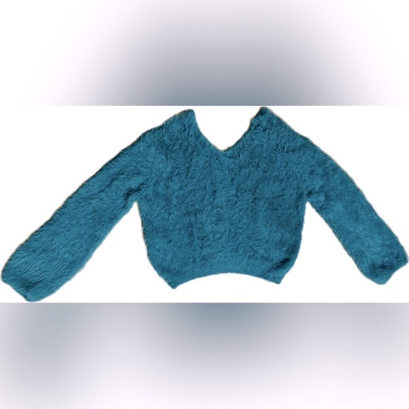 EUC Pretty Little Thing SZ L teal green fuzzy v-neck sweater/bust 58”-64” - Picture 2 of 3